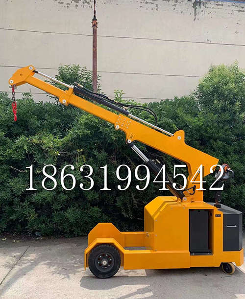 集安市随车吊机随车吊机车载全地形履带吊简易电动行走吊机油压随车吊车载12V24V1吨随车吊